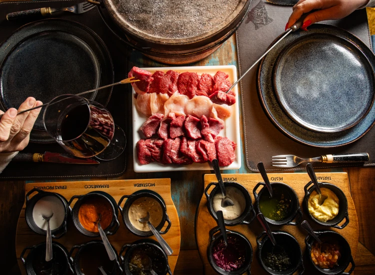 Mesa-Fondue-Carnes-Completa-MLBK-Laghetto